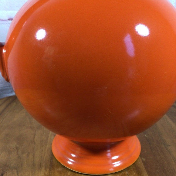 Vintage Fiestaware Original Red Carafe with Corked Lid - Picture 5 of 14